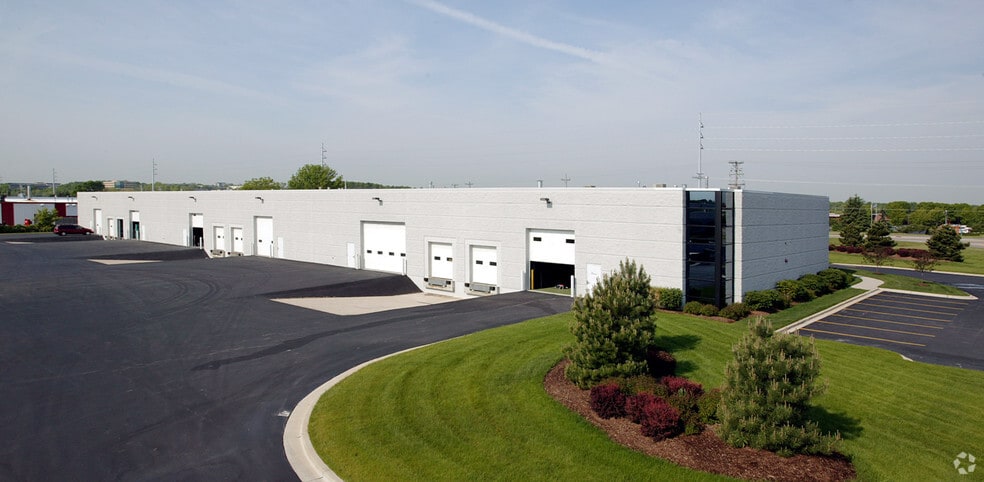 W229N2510 Duplainville Rd, Waukesha, WI for lease - Building Photo - Image 2 of 3