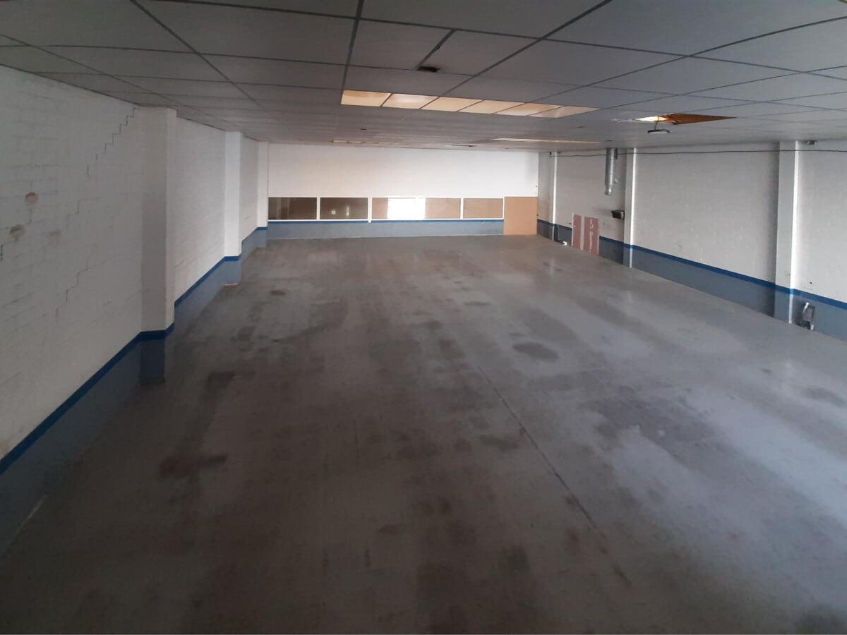 Igualada, BAR 08700 - Unit - - - Interior Photo - Image 2 of 6
