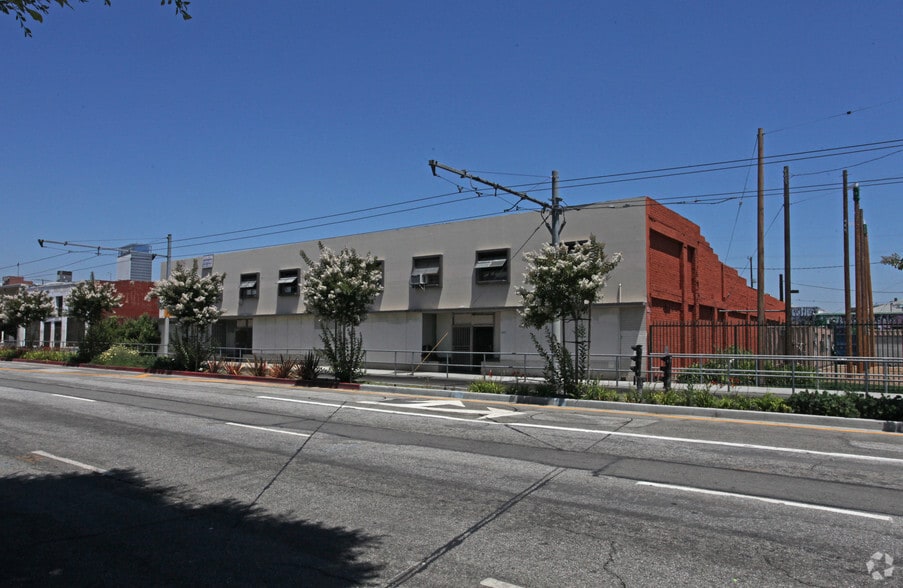 1828-1830 S Flower St, Los Angeles, CA for lease - Building Photo - Image 2 of 8