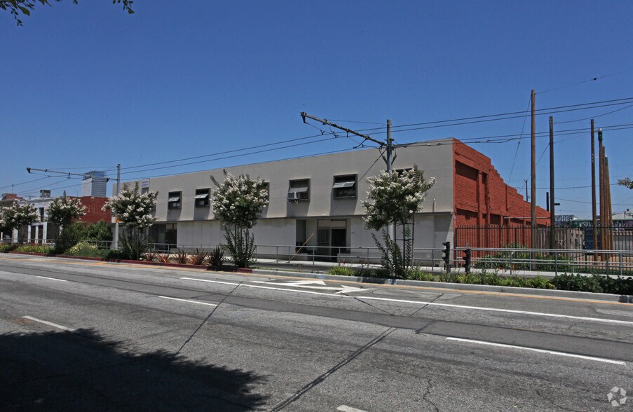 1828-1830 S Flower St, Los Angeles, CA à louer - Photo du bâtiment - Image 2 de 2