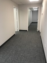 815 Trailwood Dr, Hurst, TX à louer Photo intérieure- Image 2 de 3