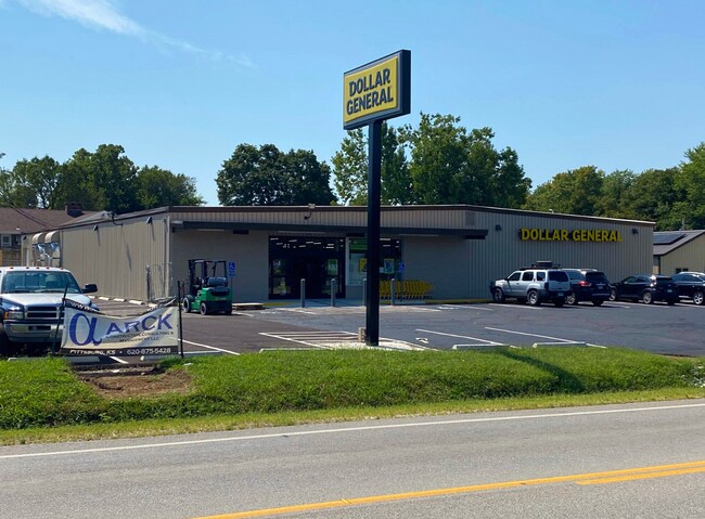 More details for 710 E Pennell St, Carl Junction, MO - Retail for Sale