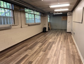 1095 Hendersonville Rd, Asheville, NC for lease Building Photo- Image 2 of 3