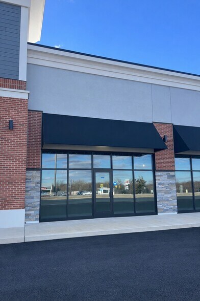 2397 DuPont Pky, Middletown, DE à louer - Photo du bâtiment - Image 2 de 4