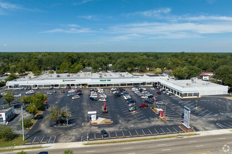 1472-1592 Highway 17, Orange Park, FL à louer - Photo du bâtiment - Image 2 de 8
