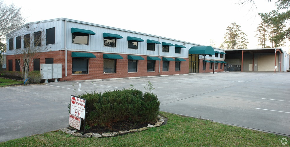 808 Russell Palmer Rd, Kingwood, TX for lease - Building Photo - Image 3 of 8
