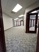 807 E Washington St, Medina, OH for lease Interior Photo- Image 2 of 4