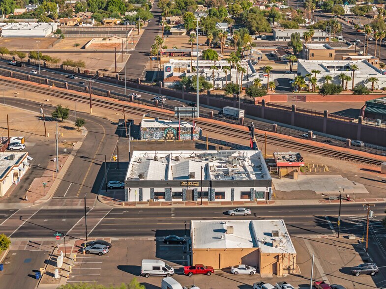 5912 W Glendale Ave, Glendale, AZ à louer - Photo du bâtiment - Image 2 de 4