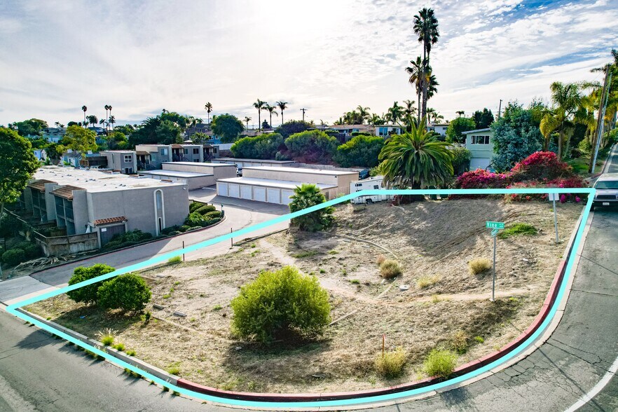 1635 Minnesota ave, Oceanside, CA à vendre - Photo du bâtiment - Image 2 de 5