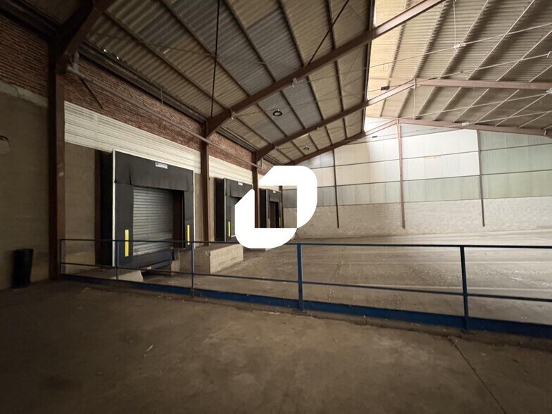 Industrial in Lys-lez-Lannoy for lease - Interior Photo - Image 1 of 17
