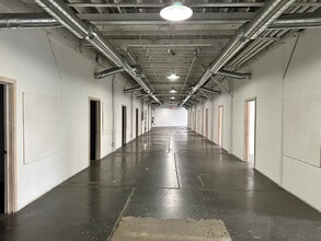 1650 Naud St, Los Angeles, CA for lease Interior Photo- Image 1 of 4