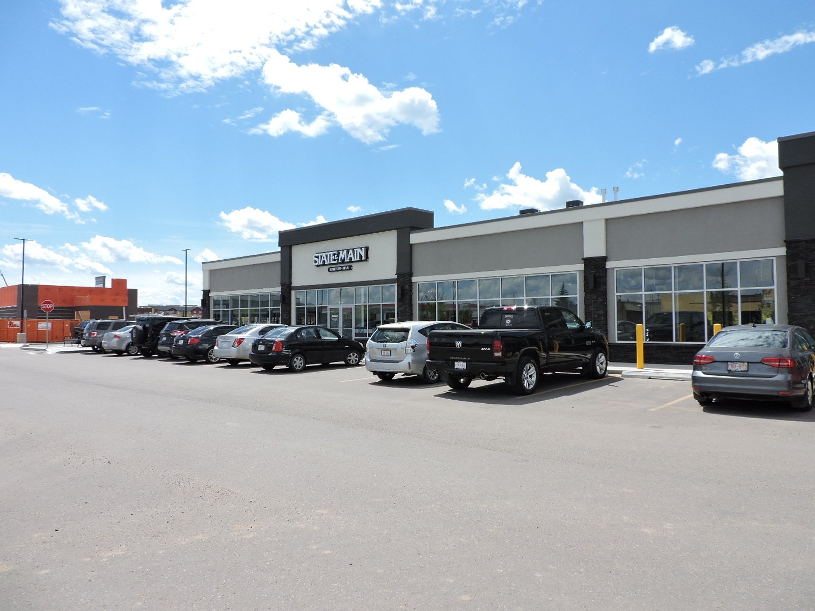 6702 Golden West Ave, Red Deer, AB à vendre Photo principale- Image 1 de 1