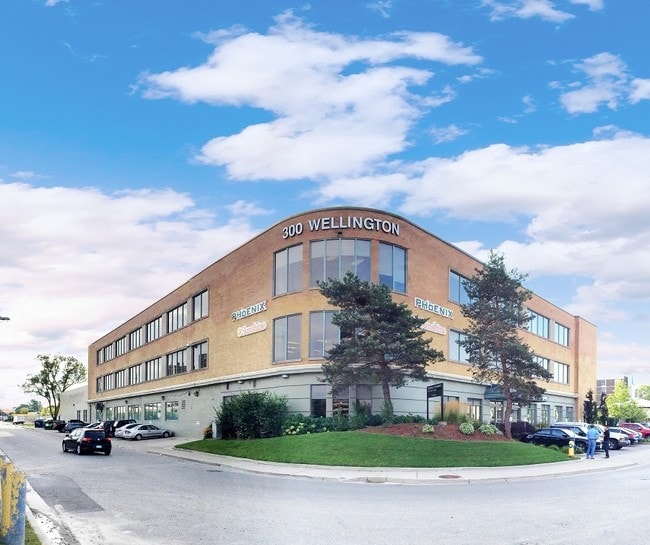 More details for 300 Wellington St, London, ON - Office for Lease