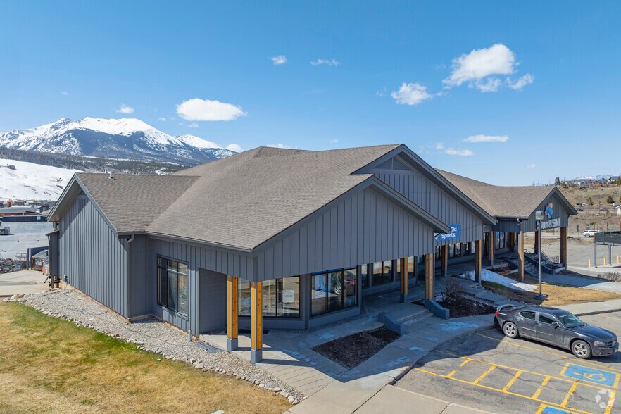 761 Anemone Trl, Dillon, CO à louer - Photo du bâtiment - Image 2 de 8