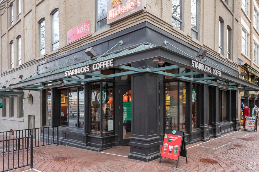 110 Cambie St, Vancouver, BC à louer - Photo du bâtiment - Image 3 de 12