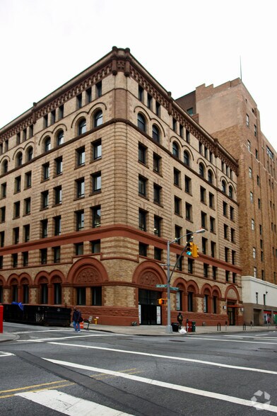 177 Livingston St, Brooklyn, NY à louer - Photo du bâtiment - Image 1 de 8