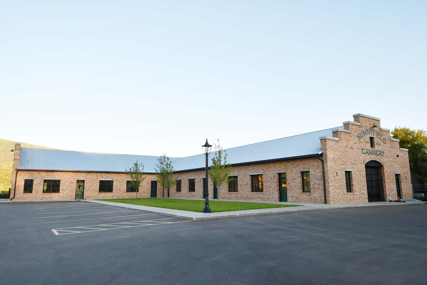 2141 N 5500 E, Eden, UT à louer - Photo du bâtiment - Image 2 de 11