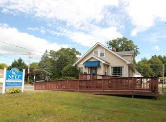 Plus de détails pour 323 W Central St, Franklin, MA - Bureau à vendre