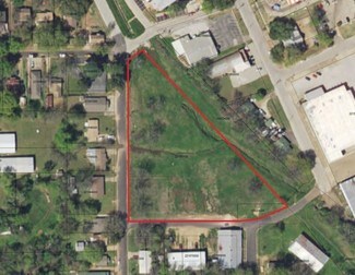 Plus de détails pour 600 Preston St, Jacksonville, TX - Terrain à vendre