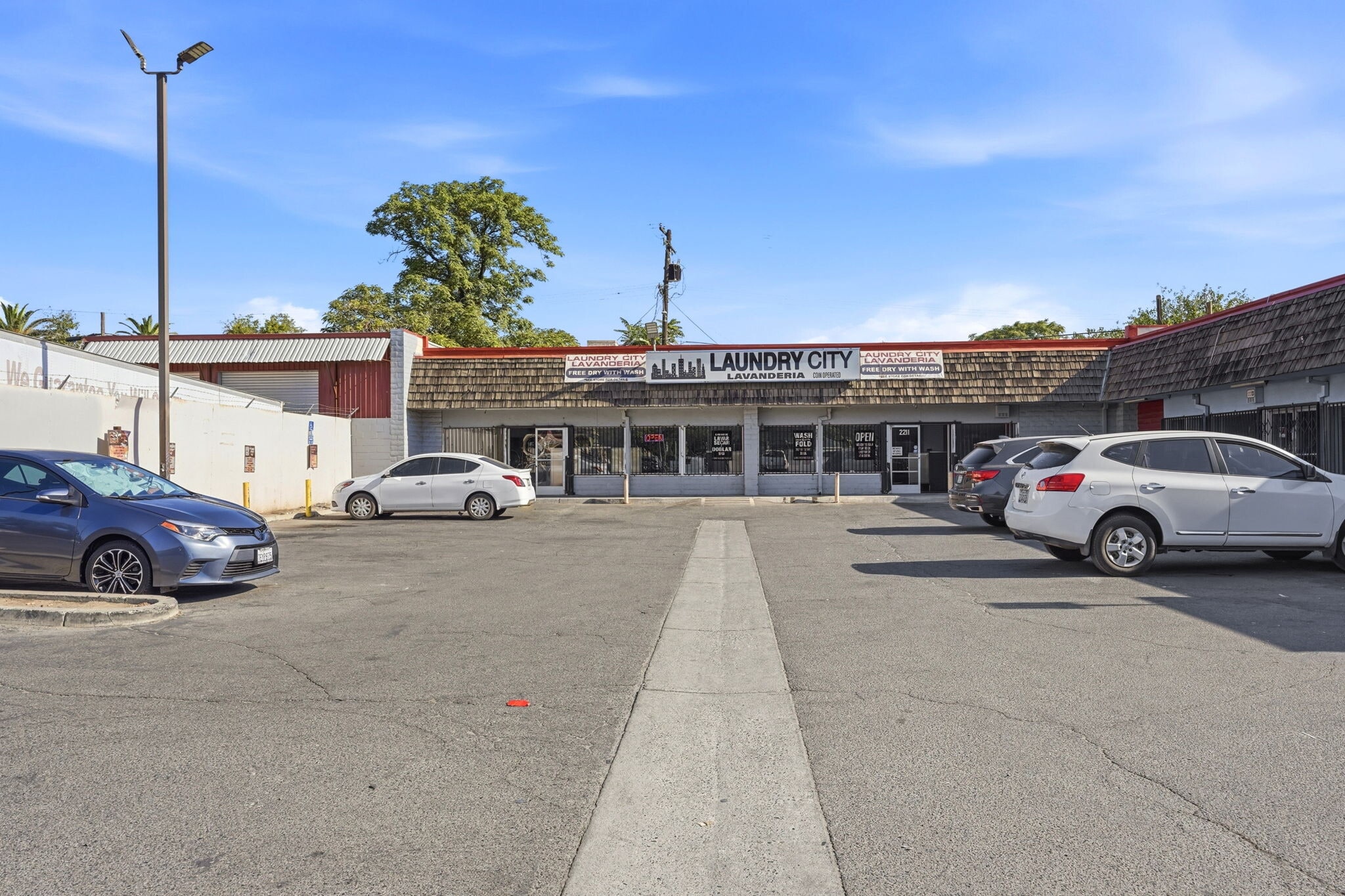 2143 E Belmont Ave, Fresno, CA for sale Building Photo- Image 1 of 6
