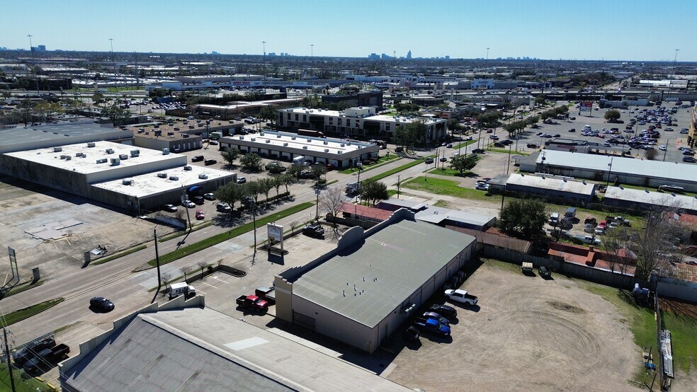 4914-4918 W 34th St, Houston, TX à louer - Aérien - Image 2 de 9