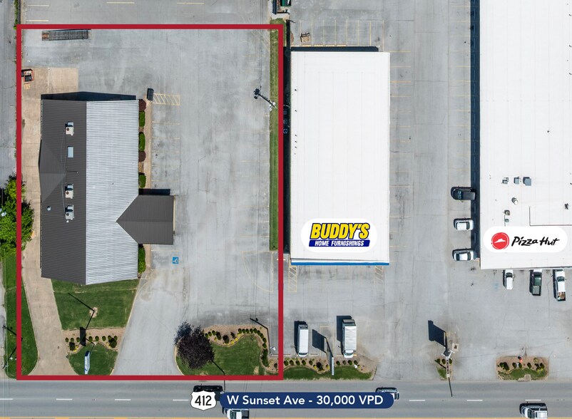 1860 W Sunset Ave, Springdale, AR à vendre - Photo du bâtiment - Image 2 de 9