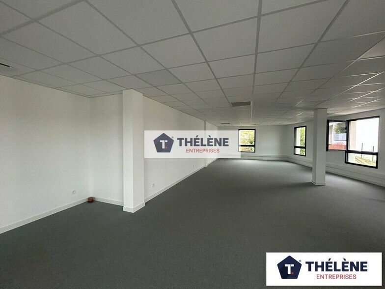 Office in Grabels for lease - Building Photo - Image 2 of 12