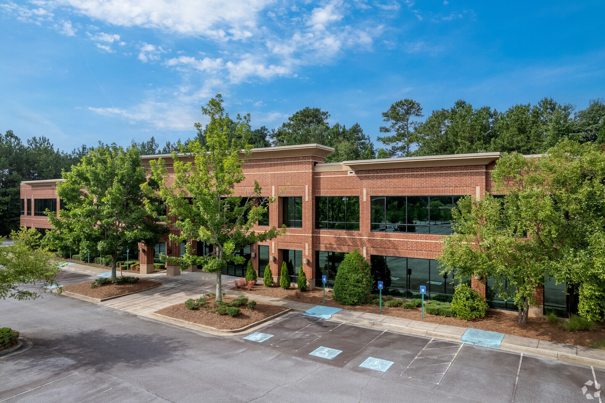 1015 Cobb Place Blvd, Kennesaw, GA à louer Photo du bâtiment- Image 1 de 10