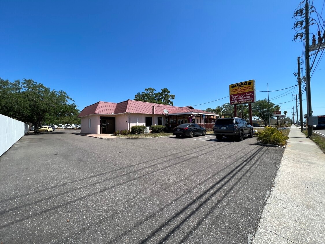 2284 Gulf To Bay Blvd, Clearwater, FL for sale Building Photo- Image 1 of 10