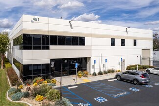 Plus de détails pour 451 N Cota St, Corona, CA - Industriel à louer