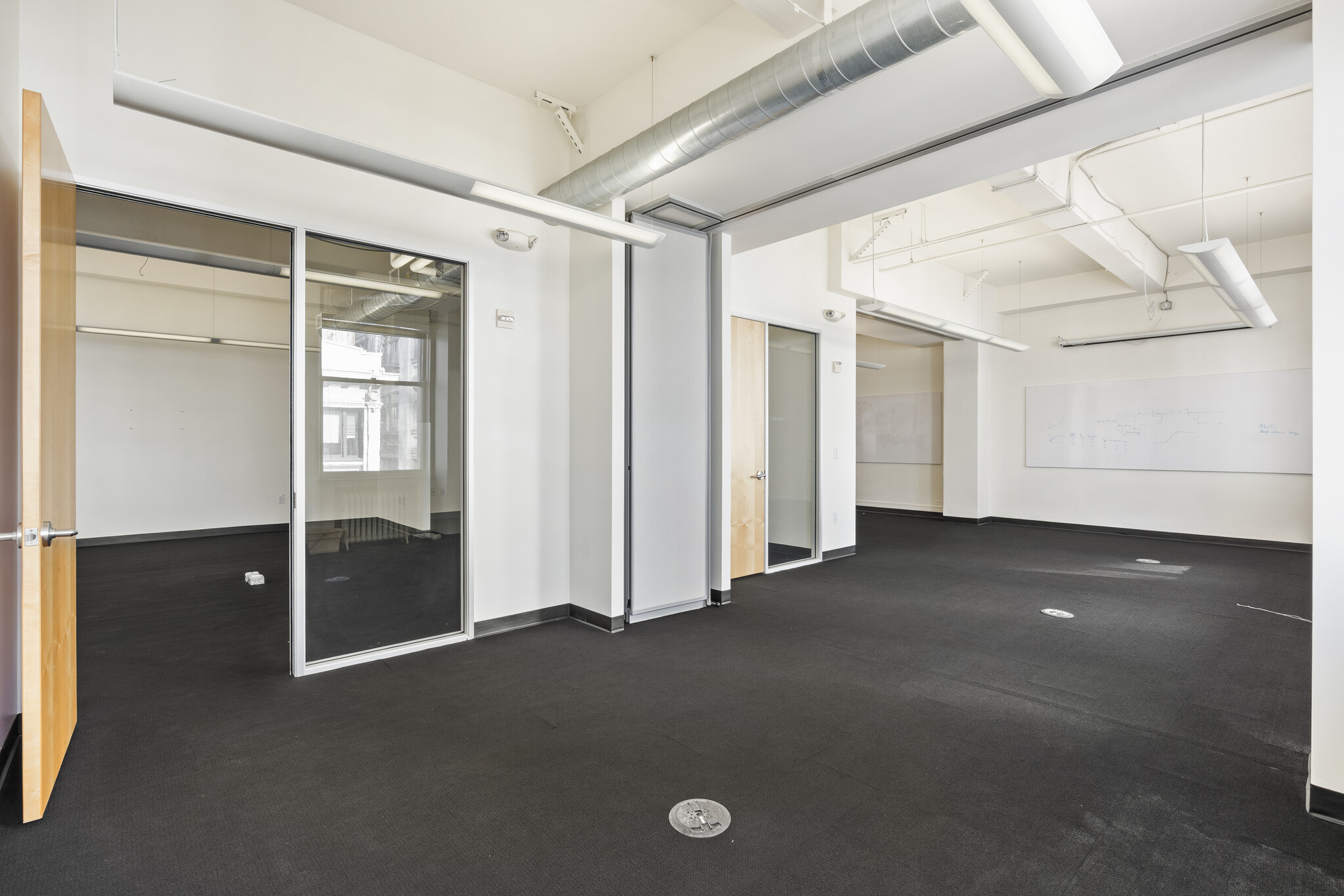 211-213 Sutter St, San Francisco, CA à louer Photo intérieure- Image 1 de 15