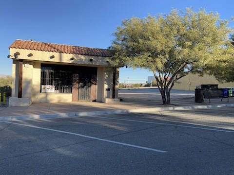 5653 Plaza Rd, Twentynine Palms, CA for sale - Building Photo - Image 1 of 11