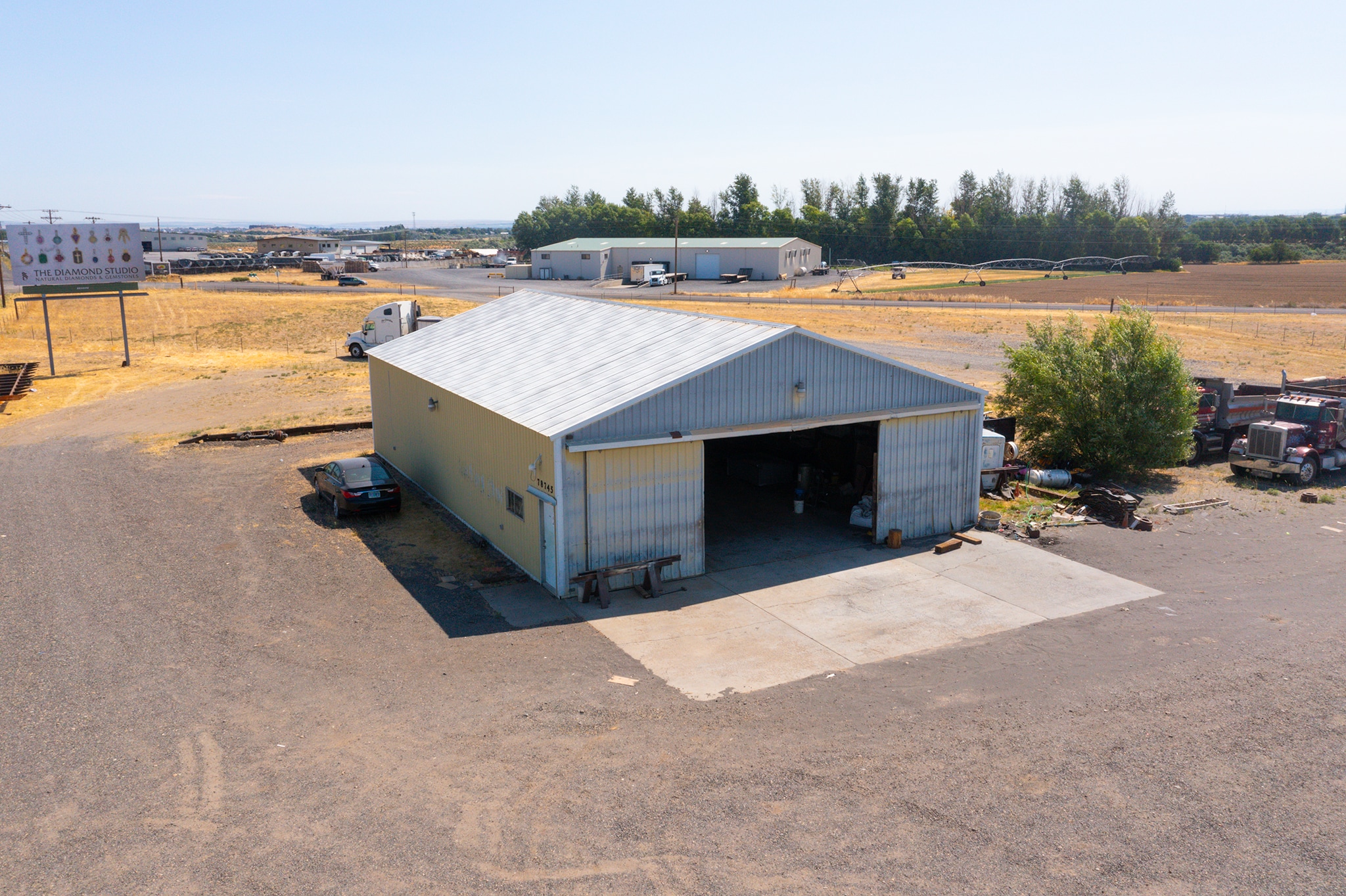 78745 Westland Rd, Hermiston, OR for sale Primary Photo- Image 1 of 8