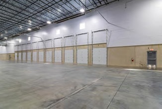 Cleveland Pky, Cleveland, OH for lease Interior Photo- Image 2 of 5