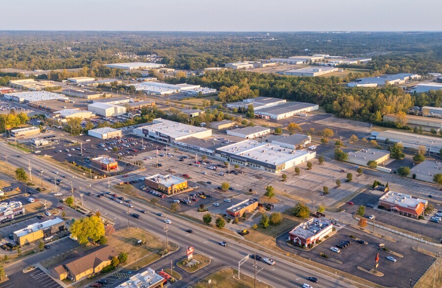815-875 W Central Ave, Springboro, OH à louer - Photo du bâtiment - Image 2 de 2
