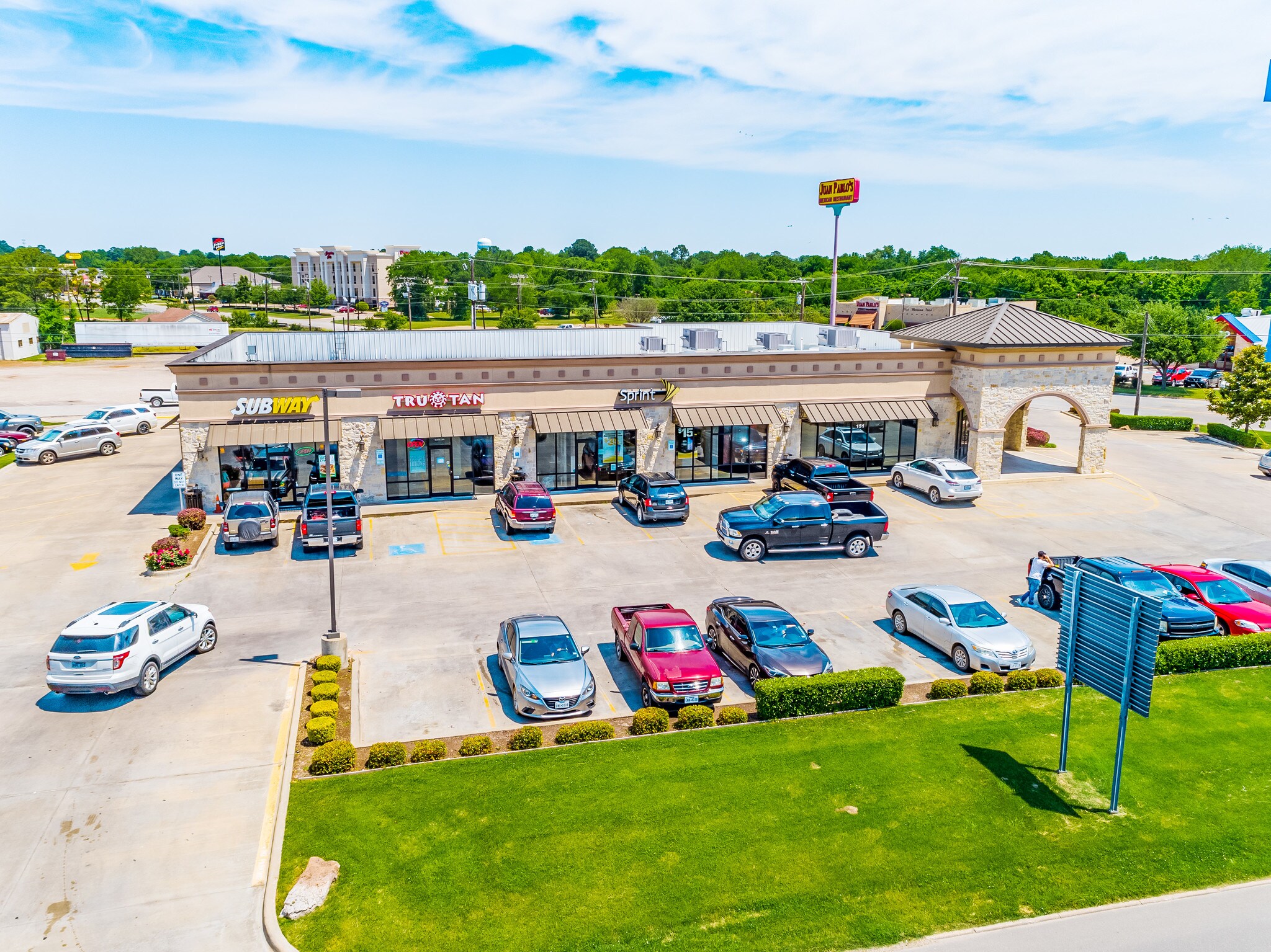 151 Industrial Dr E, Sulphur Springs, TX for lease Primary Photo- Image 1 of 19