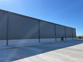 20500 W 185th Ter, Spring Hill, KS à louer Photo du bâtiment- Image 2 de 8