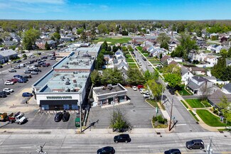 Plus de détails pour 4303 Merrick Rd, Massapequa, NY - Commerce de détail à louer