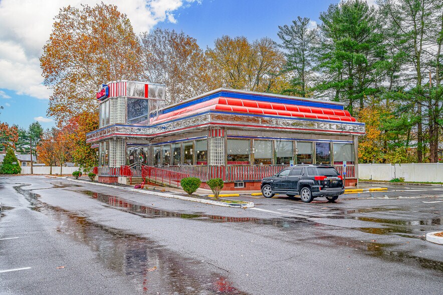 808 Blackwood Clementon Rd, Pine Hill, NJ à vendre - Photo du bâtiment - Image 3 de 18