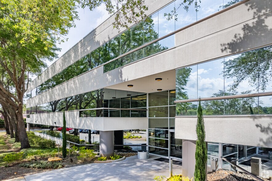 280 Wekiva Springs Rd, Longwood, FL à vendre - Photo du bâtiment - Image 2 de 7