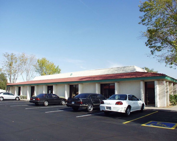 8607 N 59th Ave, Glendale, AZ à louer - Photo du bâtiment - Image 2 de 5