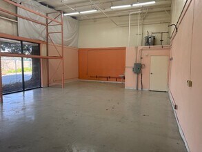 3200 Dutton Ave, Santa Rosa, CA for lease Interior Photo- Image 2 of 6