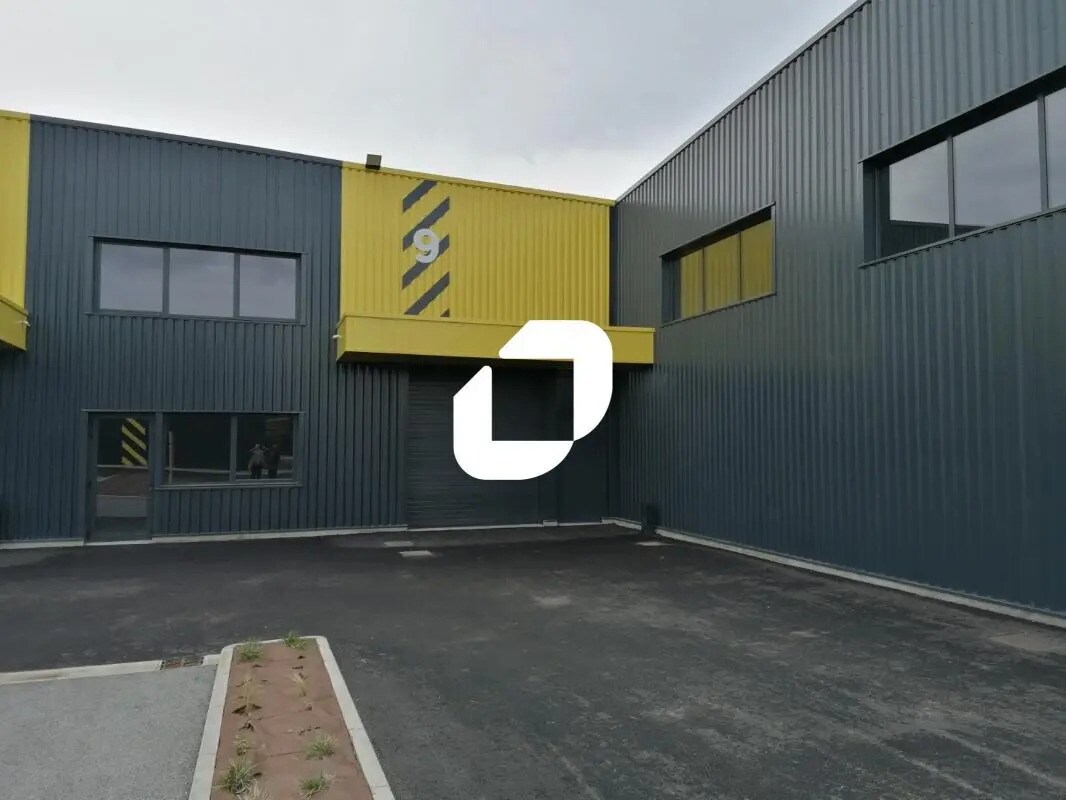 Flex in Frans for lease Building Photo- Image 1 of 15