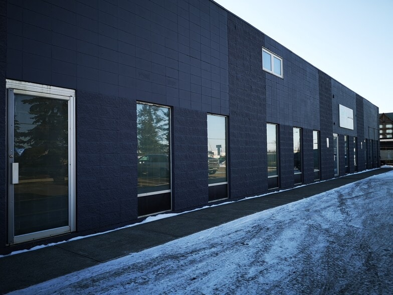 4303-4335 78th Ave, Edmonton, AB for sale - Primary Photo - Image 1 of 1