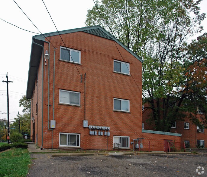 8400-8414 Anthony Wayne Ave, Cincinnati, OH à vendre - Photo du bâtiment - Image 3 de 27
