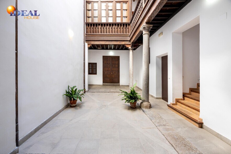 Office in Granada, Granada for sale - Building Photo - Image 3 of 17