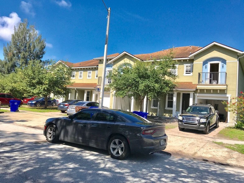 1800 Bassinger St, Kissimmee, FL à vendre - Photo principale - Image 1 de 11