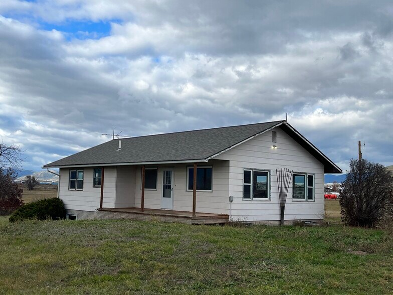 9450 Roller Coaster Rd, Missoula, MT à vendre - Photo principale - Image 2 de 3