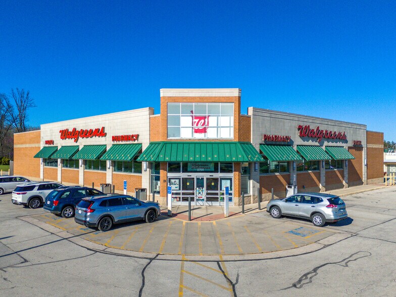 Walgreens, Richmond, IN à vendre - Photo du bâtiment - Image 2 de 6