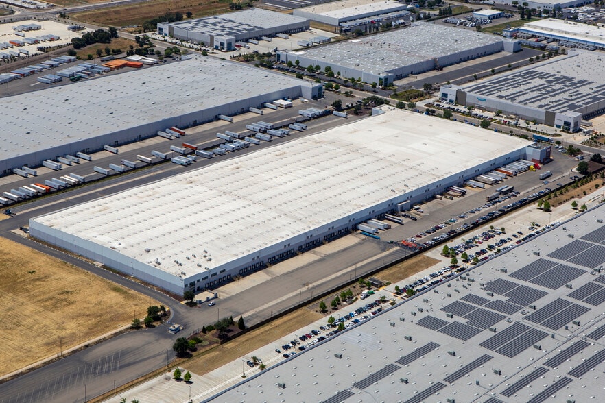4647 Logistics Dr, Stockton, CA for lease - Aerial - Image 1 of 31